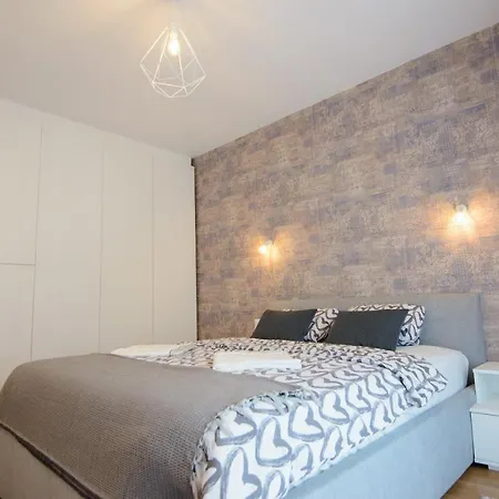 Penthouse Eliza - Coressi * Brasov
