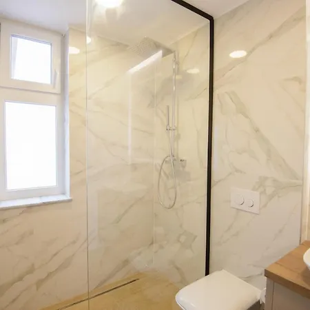 Penthouse Eliza - Coressi *