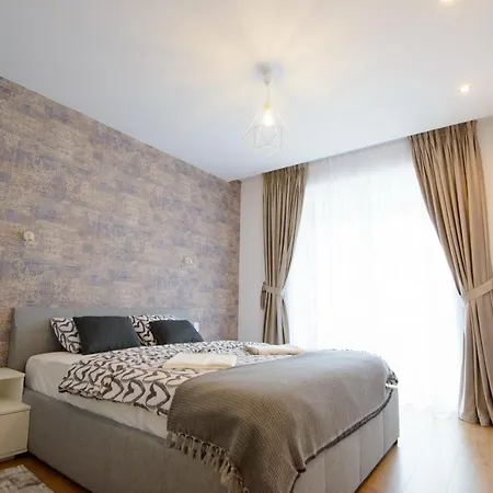 Penthouse Eliza - Coressi Apartment Brasov