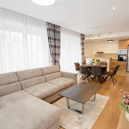 Penthouse Eliza - Coressi Apartment