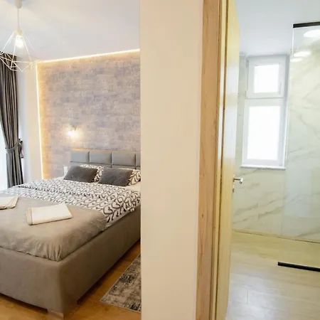 Penthouse Eliza - Coressi Apartment