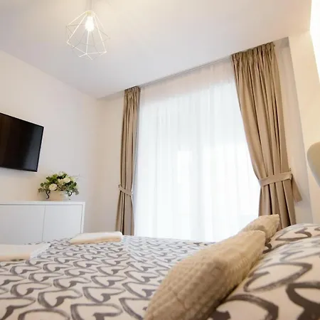 Penthouse Eliza - Coressi Apartment *